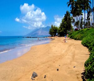 South UluaMok-apu Beach